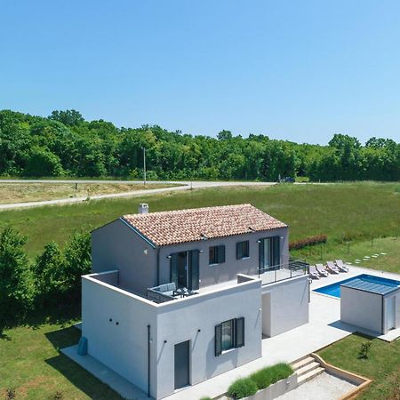 Stunning Home In Barban With Wifi Exterior photo