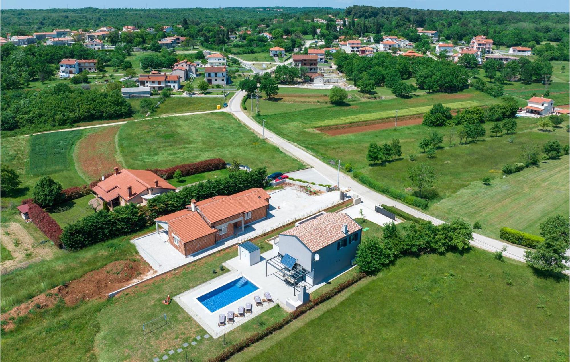 Stunning Home In Barban With Wifi Exterior photo
