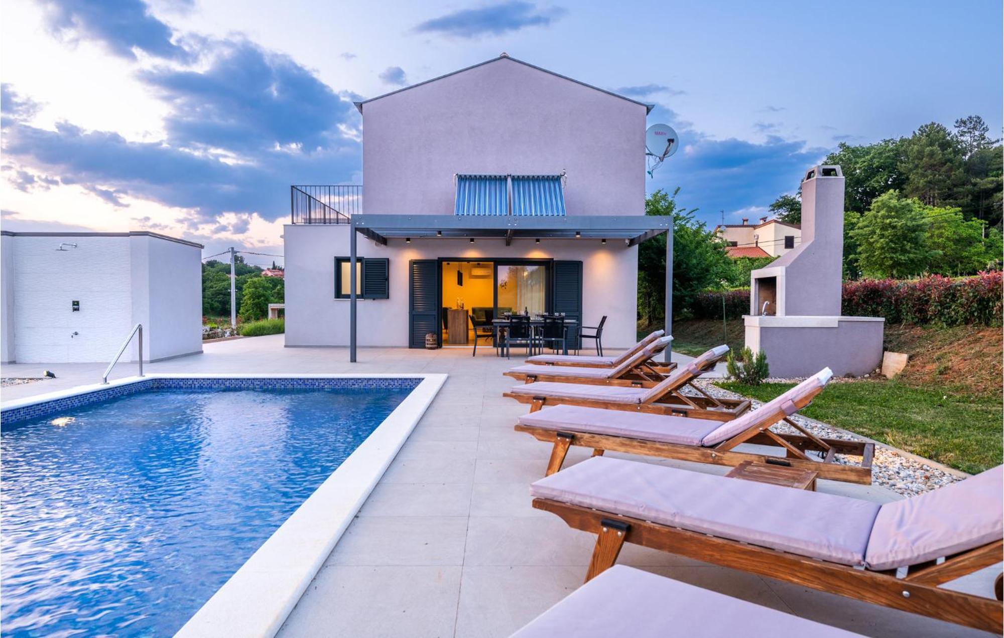 Stunning Home In Barban With Wifi Exterior photo