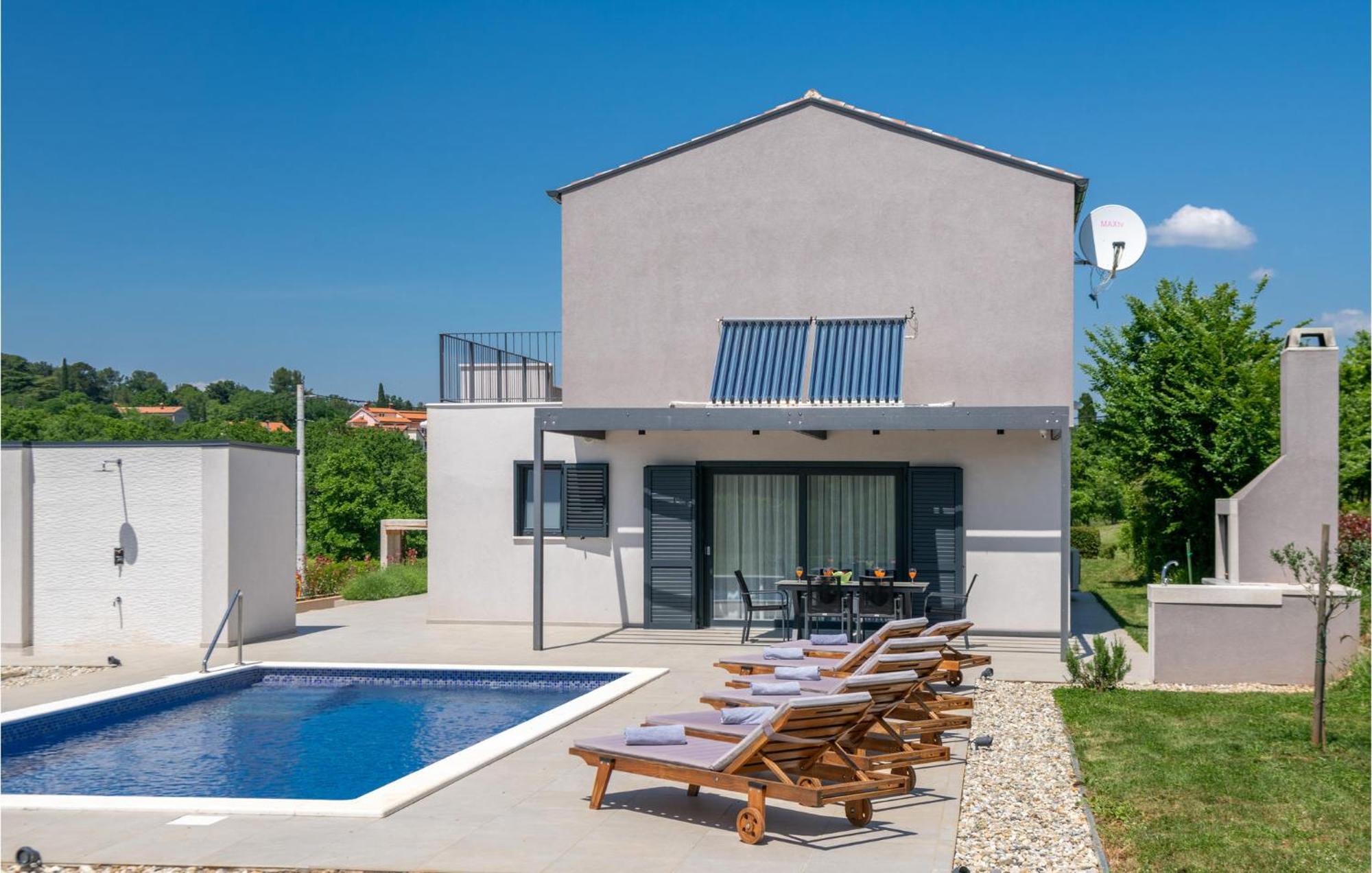 Stunning Home In Barban With Wifi Exterior photo
